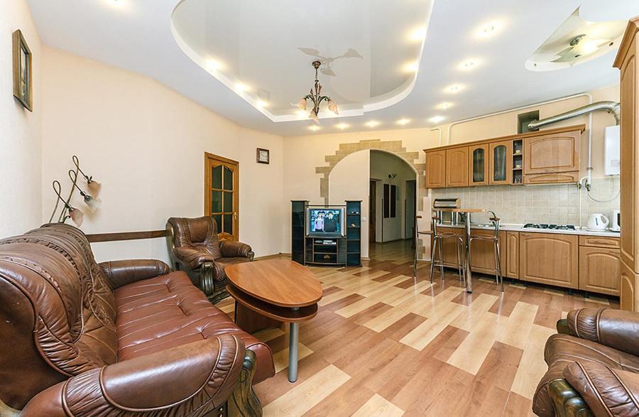 Househome Kiev Bagian luar foto